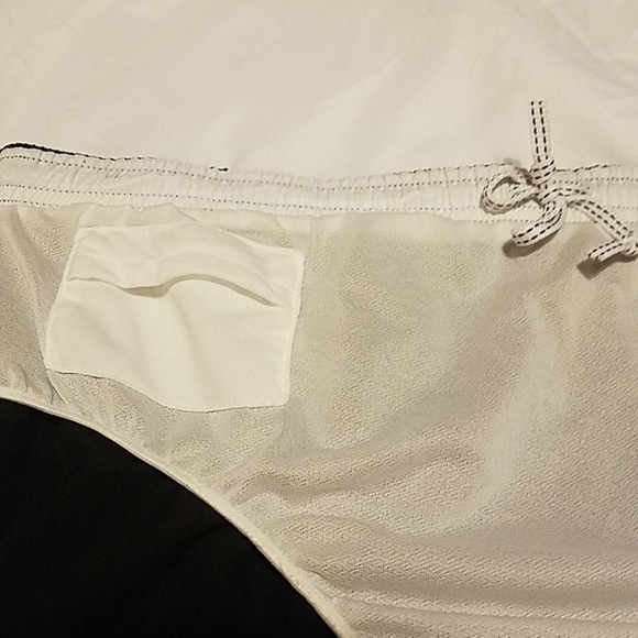 Saucony Performance Short. - Picture 5 of 7